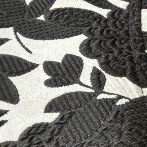 WHBM Brocade Black & White Zipper Jacket Coat size 0 xs - Picture 11 of 12